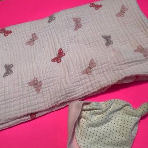 Baby blanket and hat